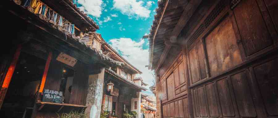 四方街在哪里?四方街的故事