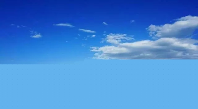 横贯新疆的天山，一年四季都有其无与伦比的美
