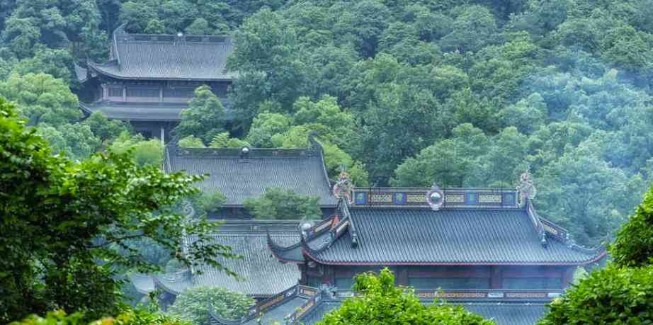 杭州旅游必去景点之灵隐寺,灵隐寺门票及斋饭攻略