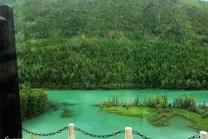 阿勒泰卧龙湾